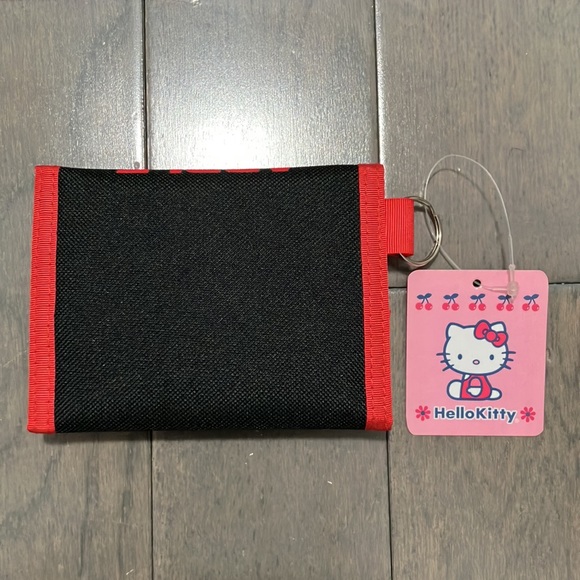 NWT Y2K Vintage 2003 Hello Kitty Apple New York Wallet - Picture 2 of 7
